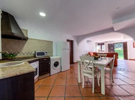 Hacienda Roche Viejo *